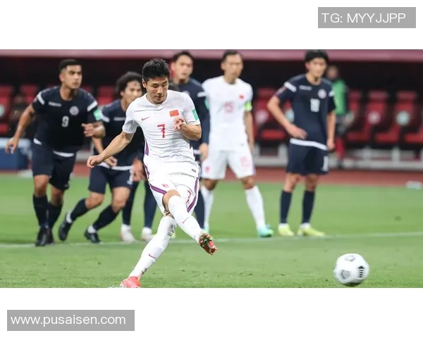 梅西足球明星卡惊艳亮相引发球迷热潮与收藏热情